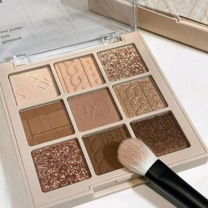 Eyeshadow Palette, 1Pc 9-Color Makeup Eyeshadow Palette Matte & Shimmer Long